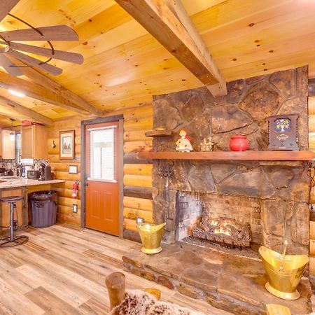 Pet-Friendly Chattanooga Cabin With Hot Tub And Kayaks Екстериор снимка