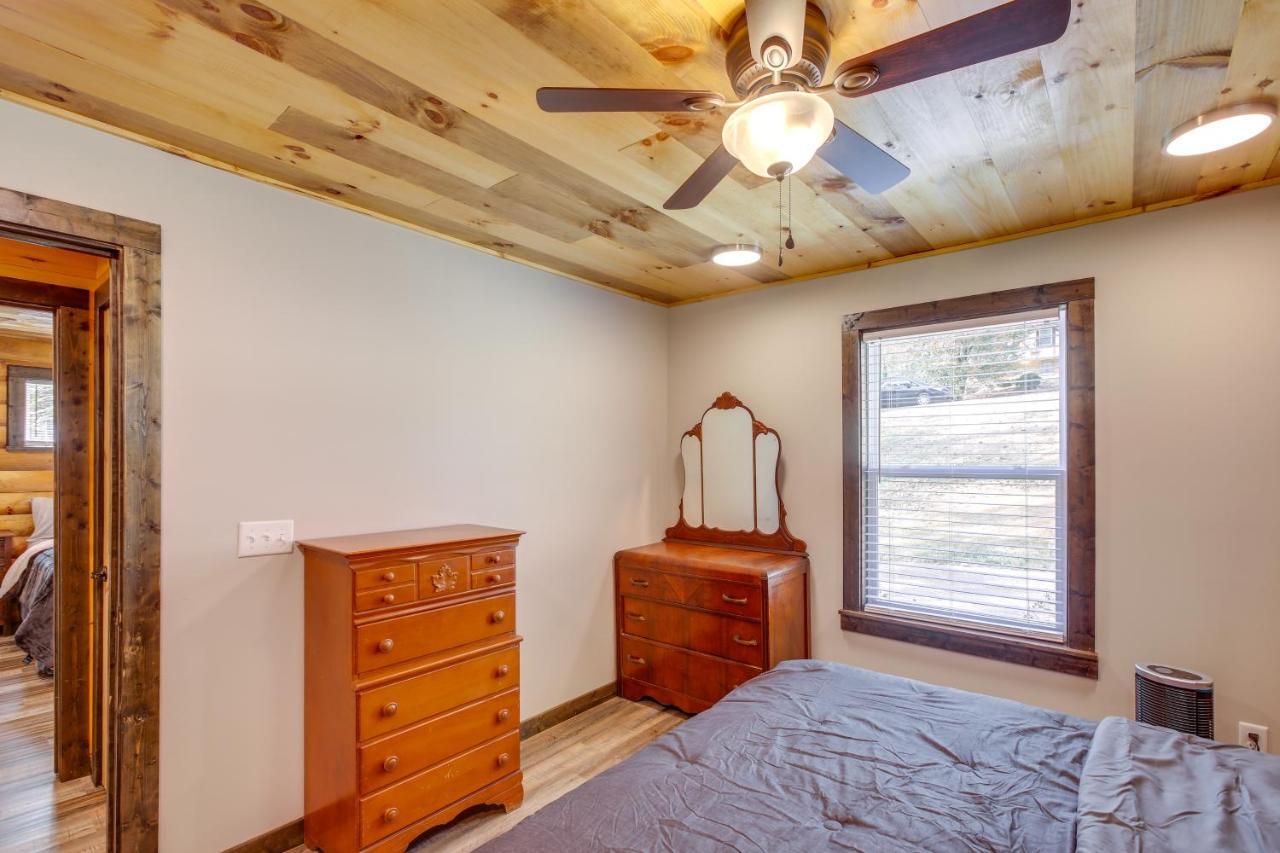 Pet-Friendly Chattanooga Cabin With Hot Tub And Kayaks Екстериор снимка